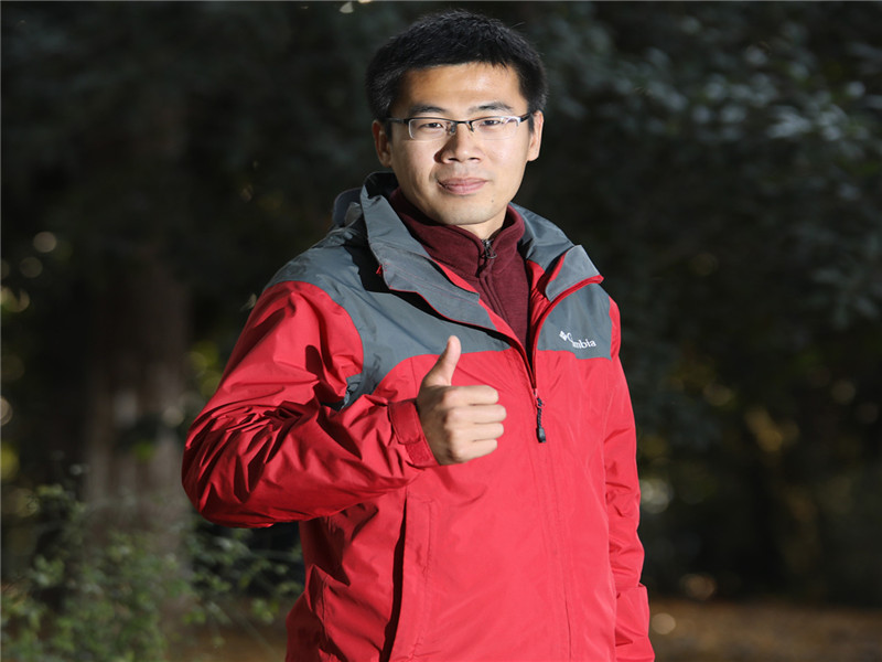 金牌教練—?jiǎng)⒆映?></div>
                        <div   id=